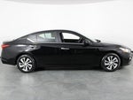 2021 Altima Thumbnail 14