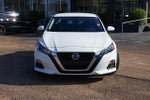 2022 Altima Thumbnail 21