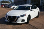 2022 Altima Thumbnail 22