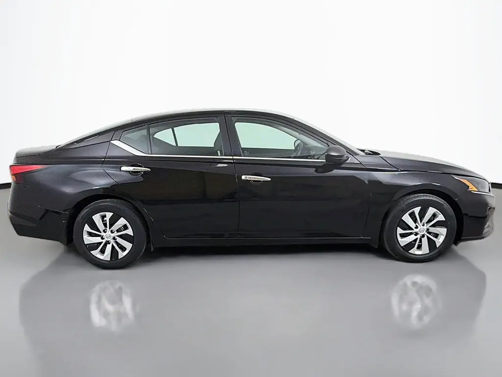 2024 Nissan Altima - $16,999