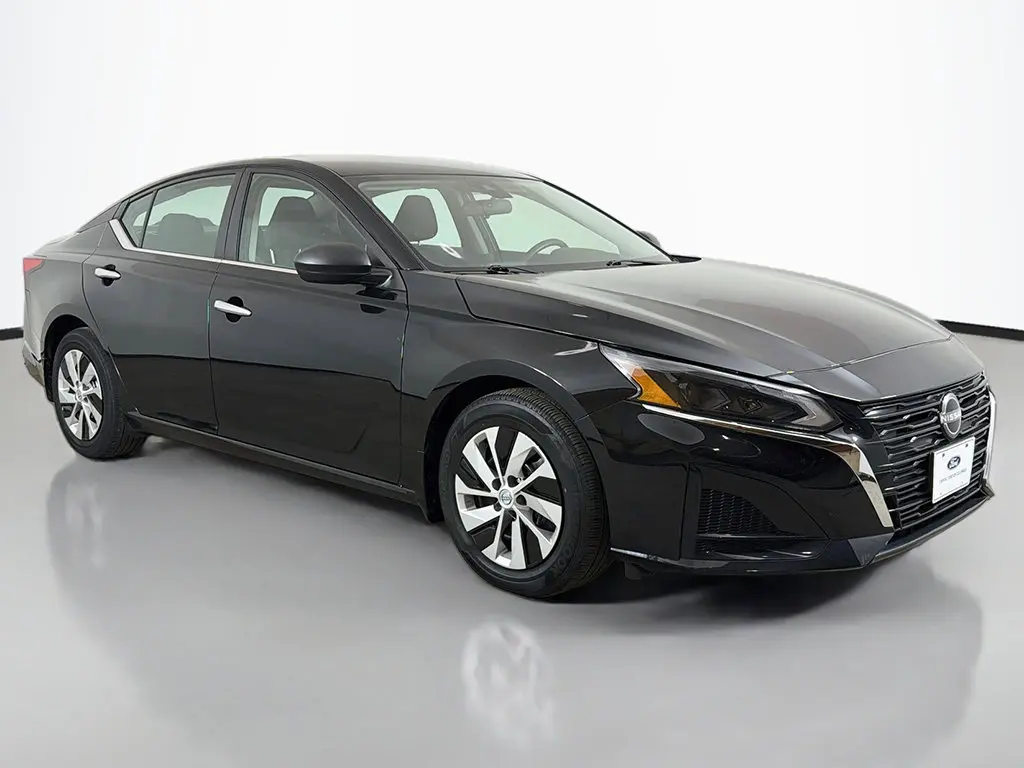 2024 Nissan Altima - $16,999