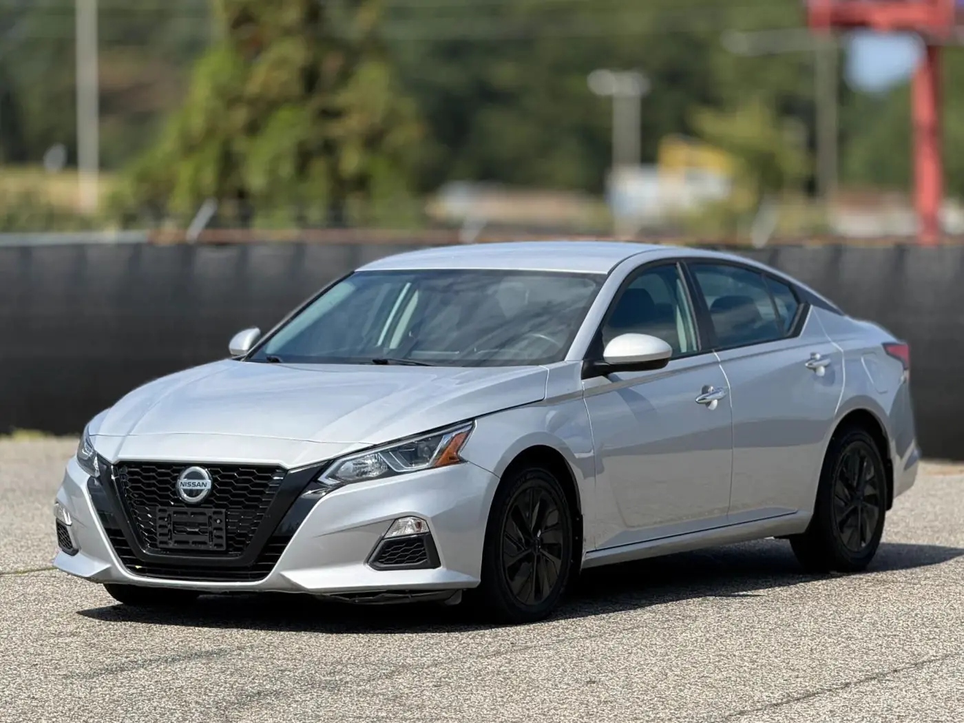 2019 Nissan Altima - $11,950