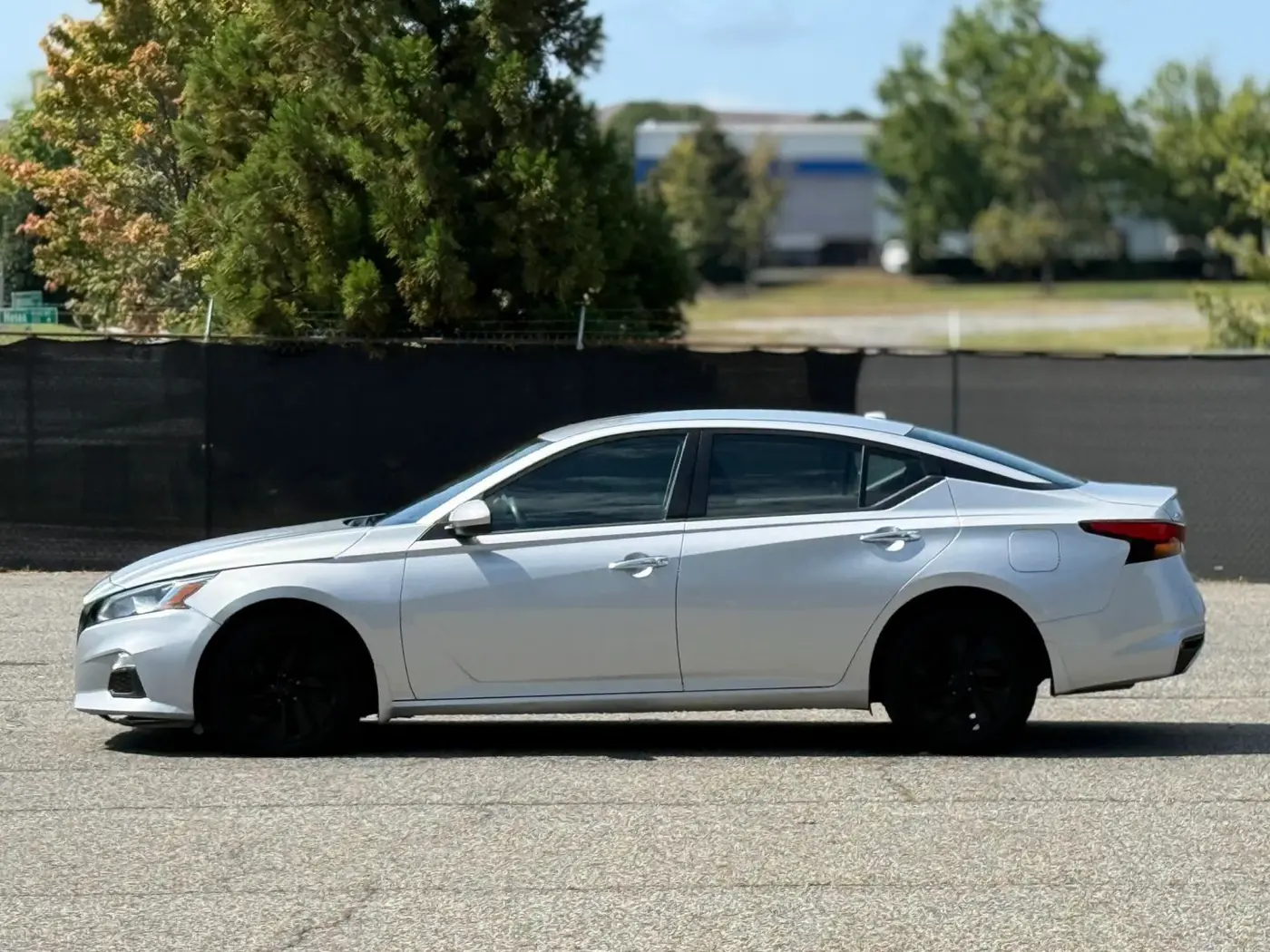 2019 Nissan Altima - $11,950