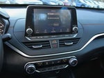 2019 Altima Thumbnail 25