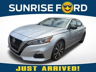 Photo of a 2020 Nissan Altima 2.5 SR 4DR Sedan for sale