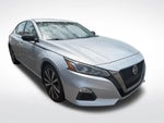 2020 Altima Thumbnail 2
