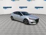 2020 Altima Thumbnail 2
