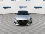 2020 Altima Thumbnail 3