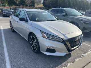2021 Nissan Altima with Brilliant Silver Metallic Exterior