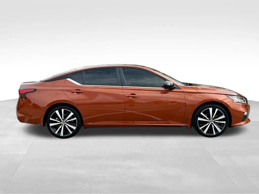 2021 Nissan Altima - $22,085