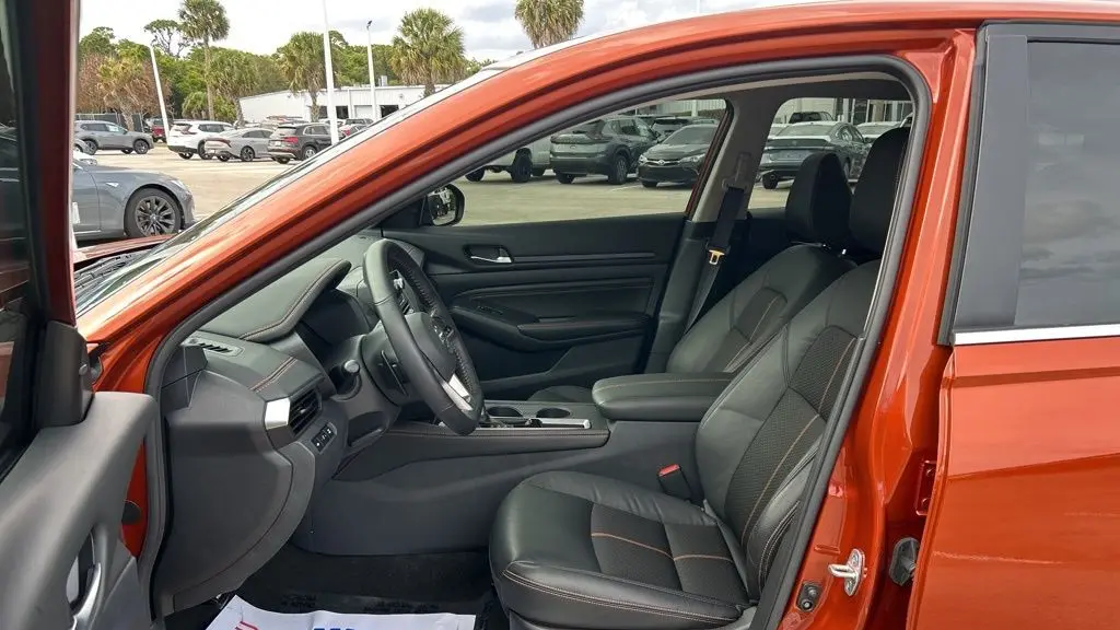 2021 Nissan Altima 2.5 SR