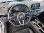 2022 Altima Thumbnail 14