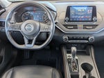 2022 Altima Thumbnail 26