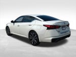 2022 Altima Thumbnail 4