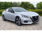 2022 Altima Thumbnail 3