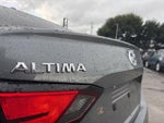 2022 Altima Thumbnail 9