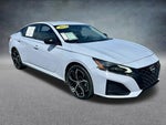 2023 Altima Thumbnail 3