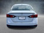 2023 Altima Thumbnail 7