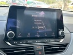 2023 Altima Thumbnail 32