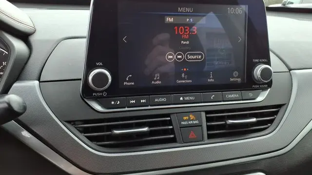2023 Nissan Altima 2.5 SR