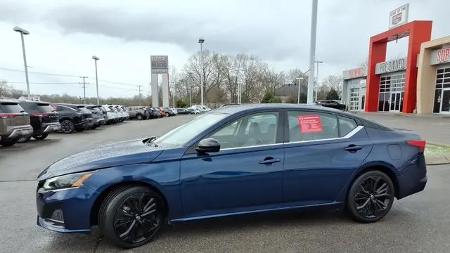 2023 Nissan Altima 2.5 SR