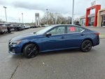 2023 Altima Thumbnail 16