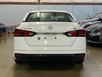 2023 Altima Thumbnail 3