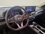 2024 Altima Thumbnail 9