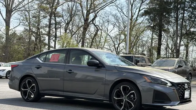 2024 Nissan Altima 2.5 SR