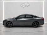 2024 Altima Thumbnail 2