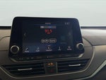 2024 Altima Thumbnail 18
