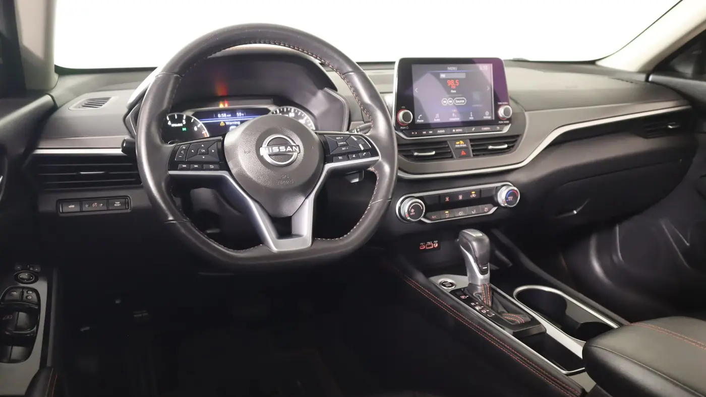 2025 Nissan Altima 2.5 SR
