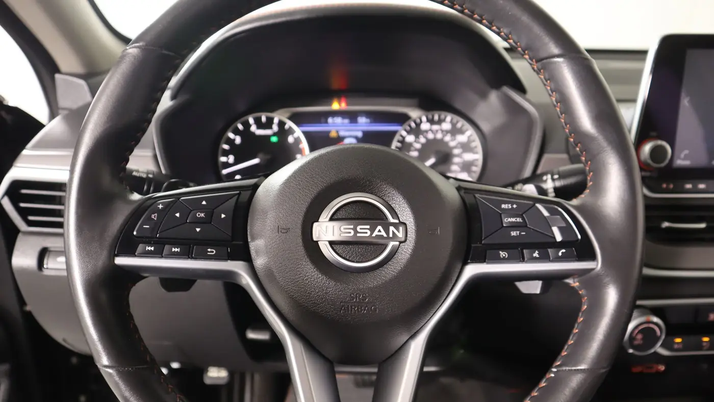 2025 Nissan Altima 2.5 SR