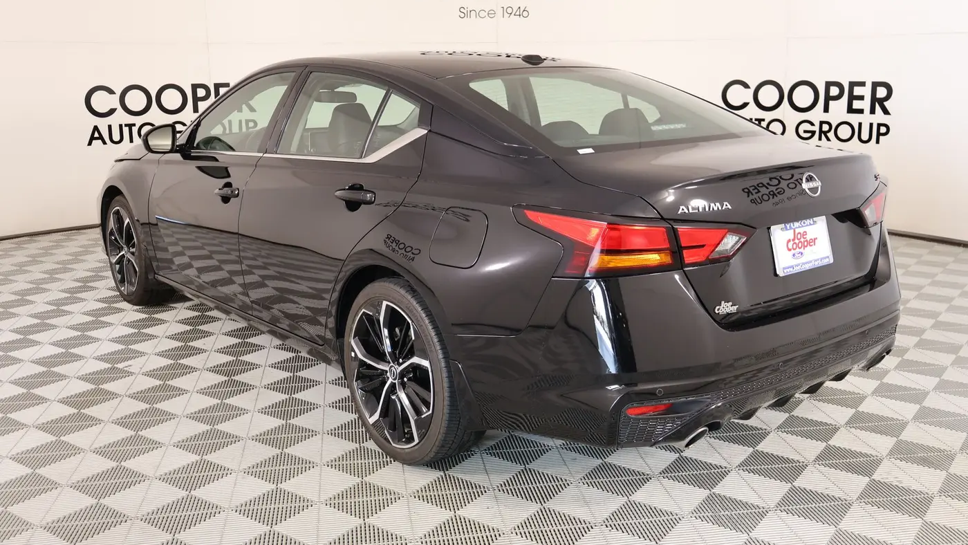 2025 Nissan Altima 2.5 SR