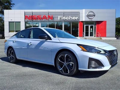 2025 Nissan Altima 2.5 SR 4DR Sedan