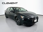 2026 Altima Thumbnail 5