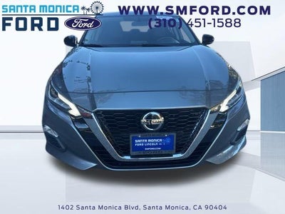 Photo of a 2019 Nissan Altima 2.5 SR 4DR Sedan for sale
