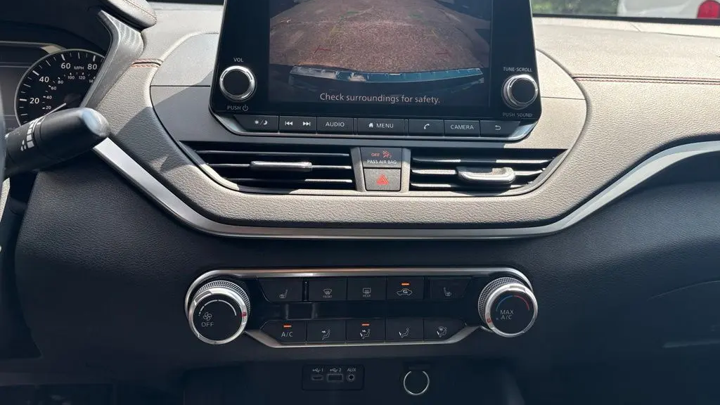 2021 Nissan Altima 2.5 SR