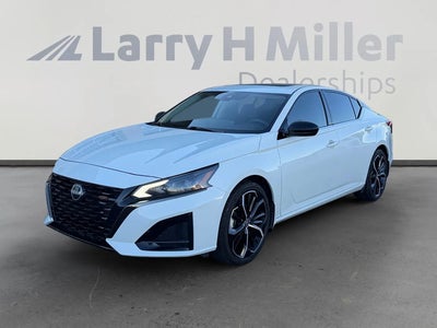 Photo of a 2023 Nissan Altima 2.5 SR 4DR Sedan for sale