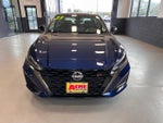 2023 Altima Thumbnail 9
