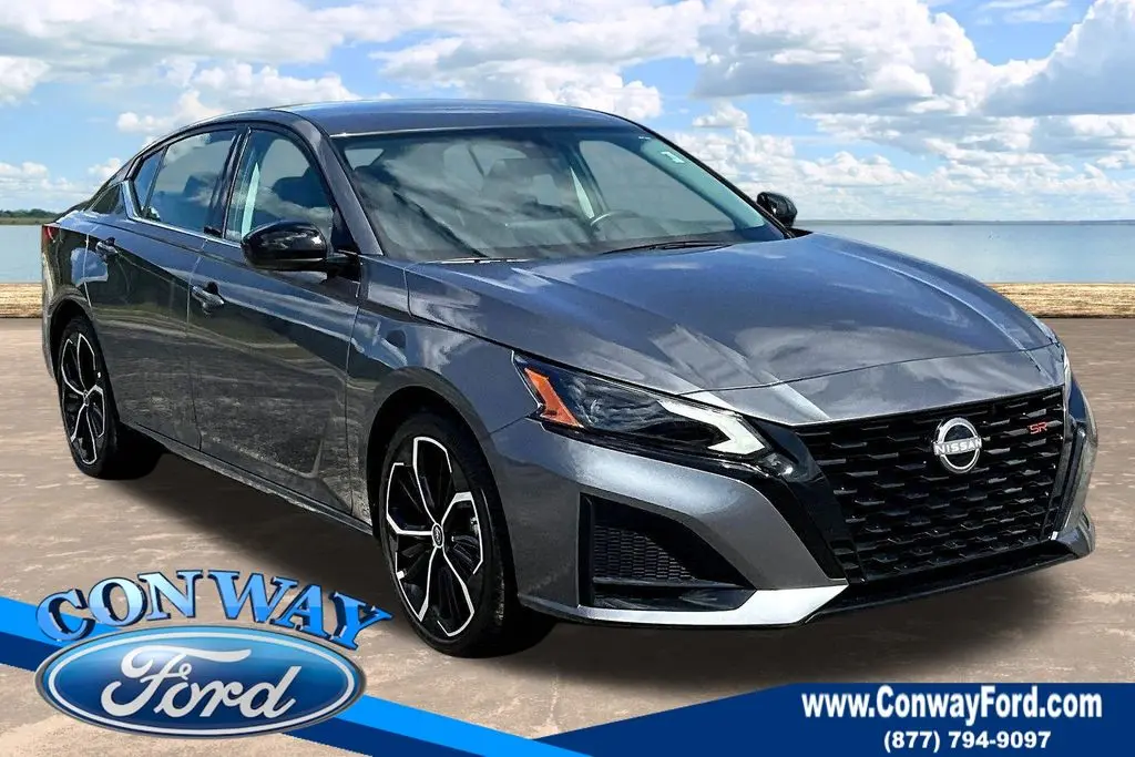 2026 Nissan Altima - $26,900