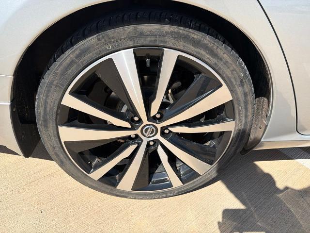 2019 Nissan Altima - $10,704