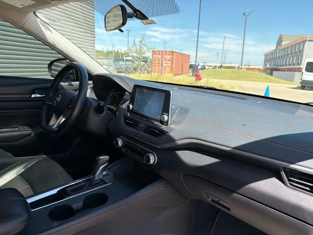 2019 Nissan Altima - $10,704