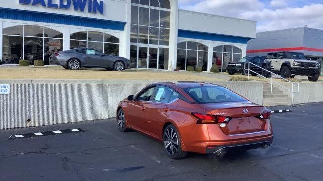 2021 Nissan Altima 2.5 SR