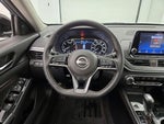 2023 Altima Thumbnail 10