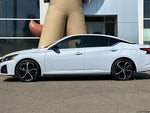 2023 Altima Thumbnail 7