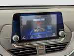 2023 Altima Thumbnail 32