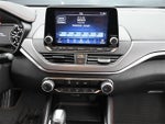 2024 Altima Thumbnail 14