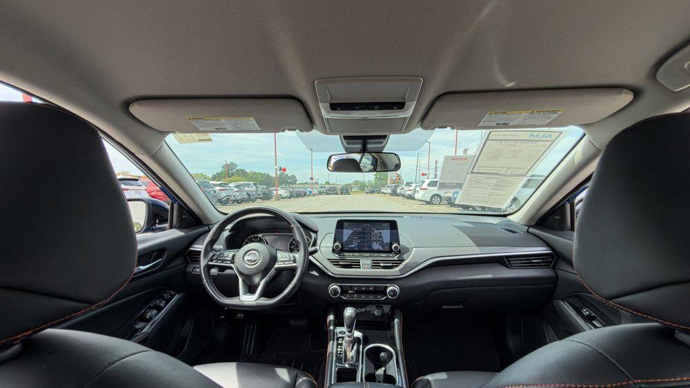 2025 Nissan Altima 2.5 SR