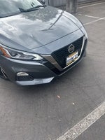 2020 Altima Thumbnail 2
